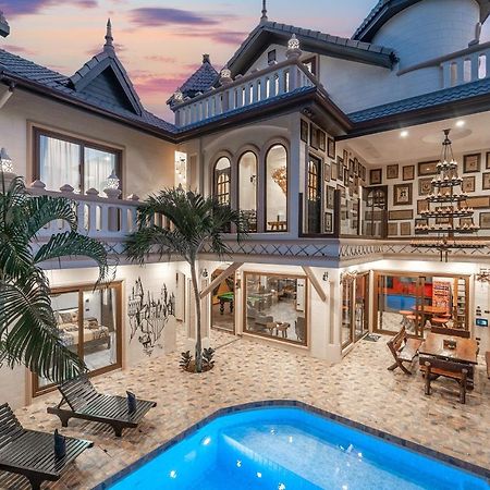 Potterland Luxury Pool Villa Pattaya Walking Street 6 Bedrooms Esterno foto